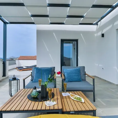 Villa Jomani With Heated Pool And Whirpool *