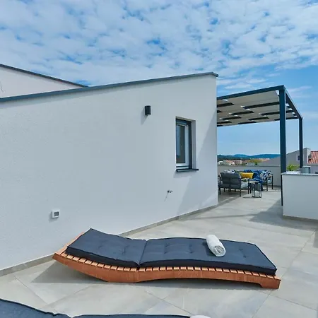 Villa Jomani With Heated Pool And Whirpool *