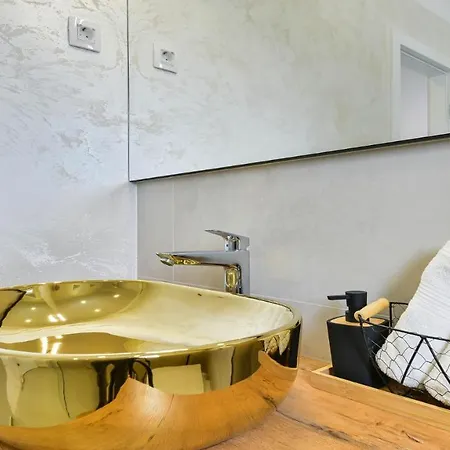 Jomani With Heated Pool And Whirpool Villa Bibinje