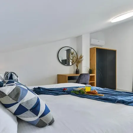 Villa Jomani With Heated Pool And Whirpool Bibinje